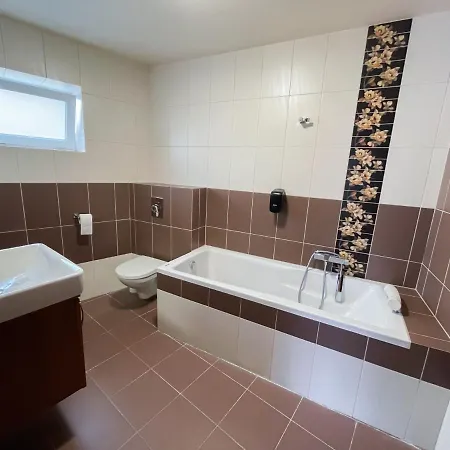 بيت ضيافة Benedikti 3*