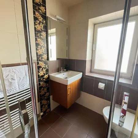 Benedikti 3* بريفيدزا